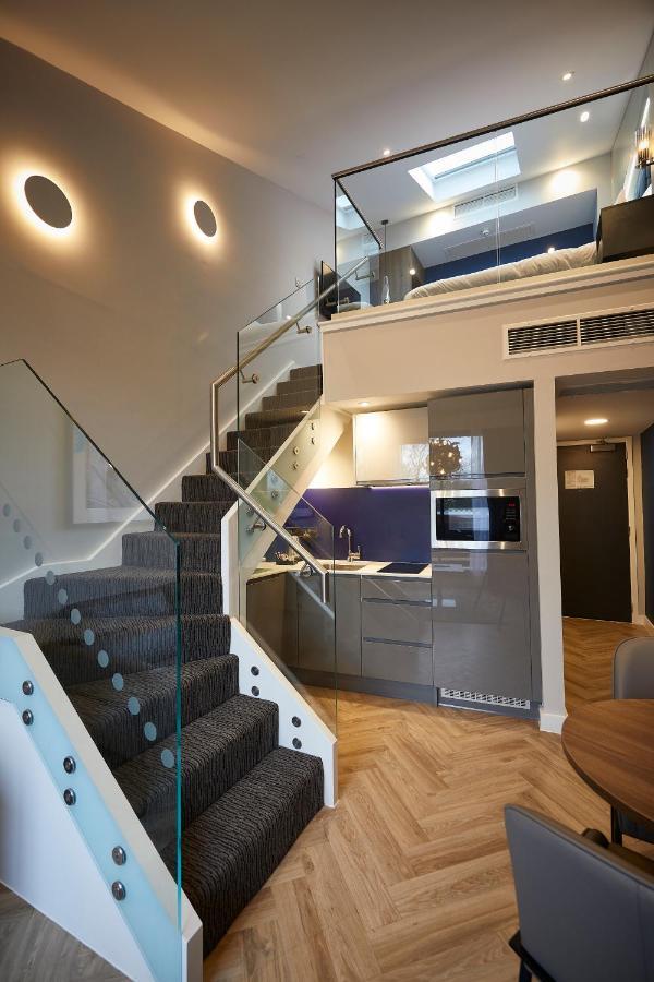 Roomzzz York City Esterno foto